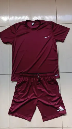 Blusas e shorts dryfit