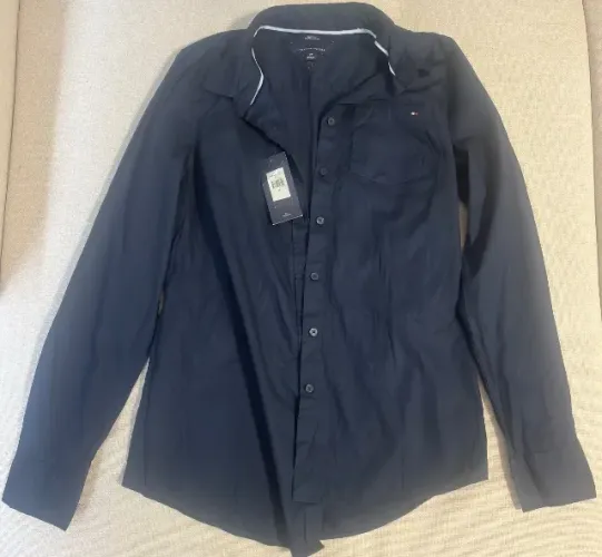 Camisa social azul-marinho da Tommy Hilfiger
