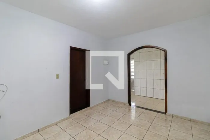 Casa à Venda - Vila Jacuí, 3 Quartos, 250 m2