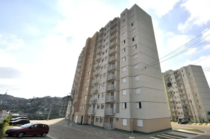 Apartamento 2 dormitorios em condominio no Residencial Evora - Itapevi/SP