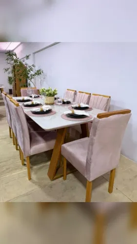 Mesa de Jantar com 08 lugares 2.20m