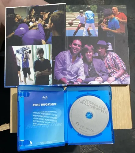 Kit Justin Bieber (Livro + Blu-ray)