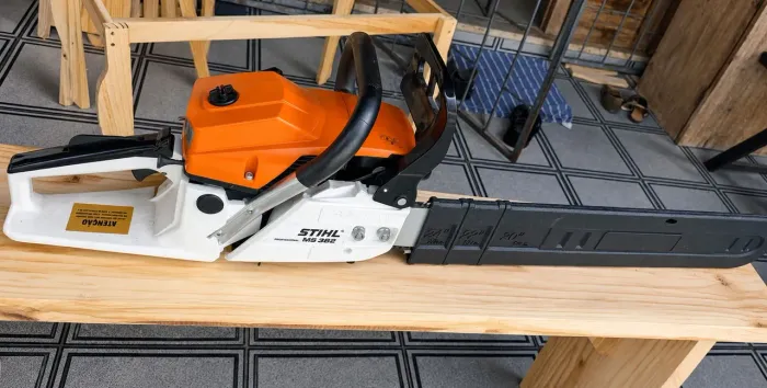 Vende-se Motosserra STIHL MS 382 - Excelente Estado