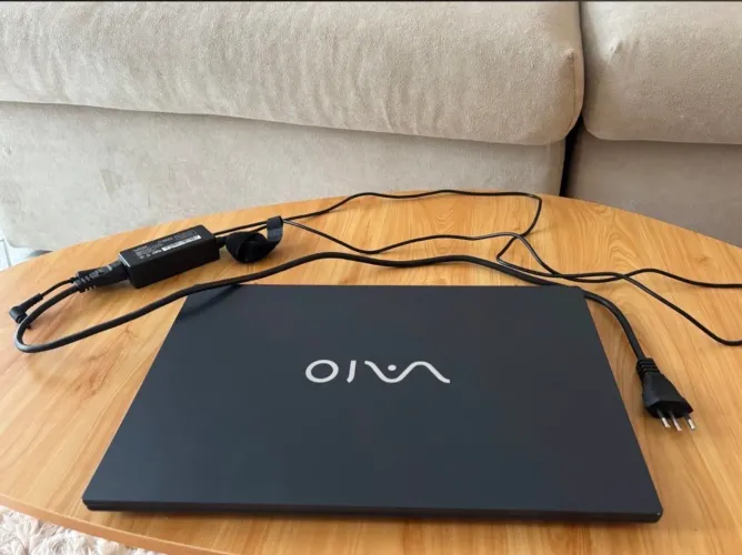 :Notebook VAIO FE15 Core i3 ainda novo