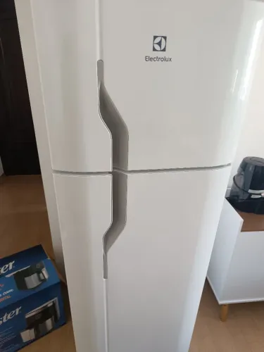Geladeira Electrolux DC35A 260L Duplex 127V - Excelente Estado