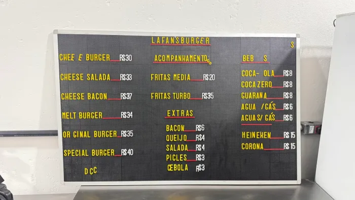 Placa de preço 120/70 com kit letras