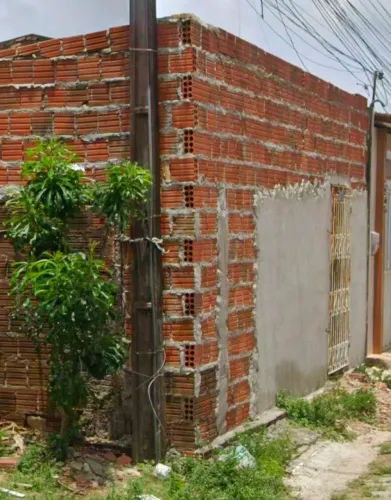 Vendo ou troco Terreno com casa em Felipe camarão
