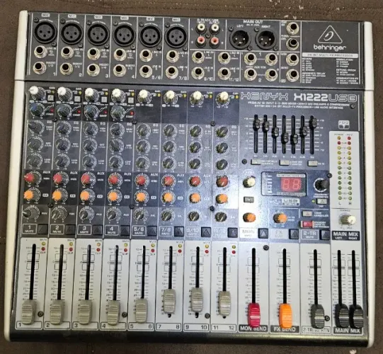 Mesa de som behringer nexyx x1222 USB 
