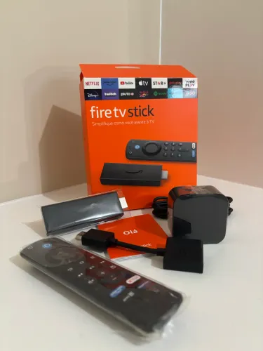 Fire TV Stick | Full HD c/ Alexa | Controle Remoto por voz com Alexa