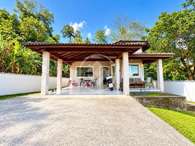 Casa Linear em condomínio - 3 quartos - 455m2 - Caneca Fina - Guapimirim/RJ. codigo: 35985