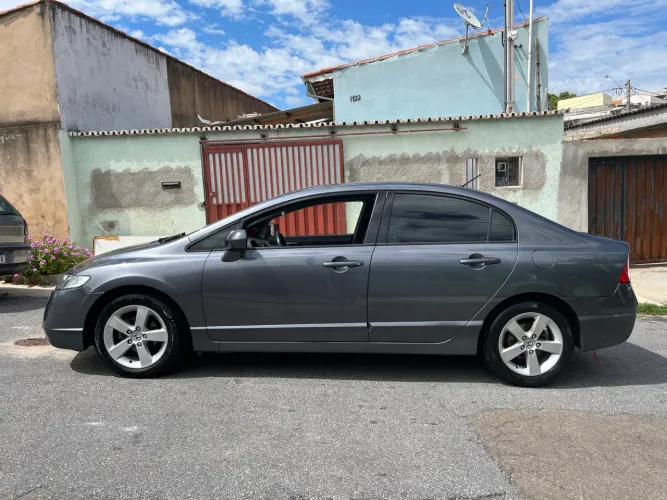 Honda Civic Sedan LXS 1.8/1.8 Flex 16V Aut. 4P 2008