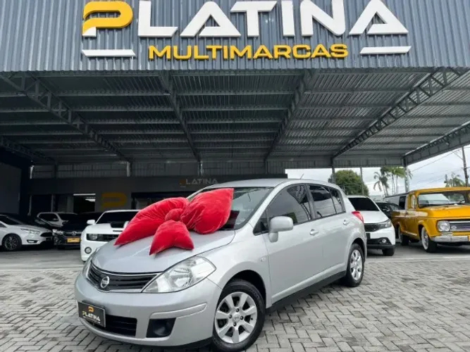 Nissan Tiida S 1.8/1.8 Flex 16V Mec. 2011