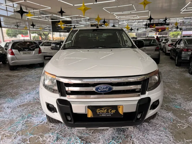 Ford Ranger XLS 2.5 16V 4X2 CD Flex 2015