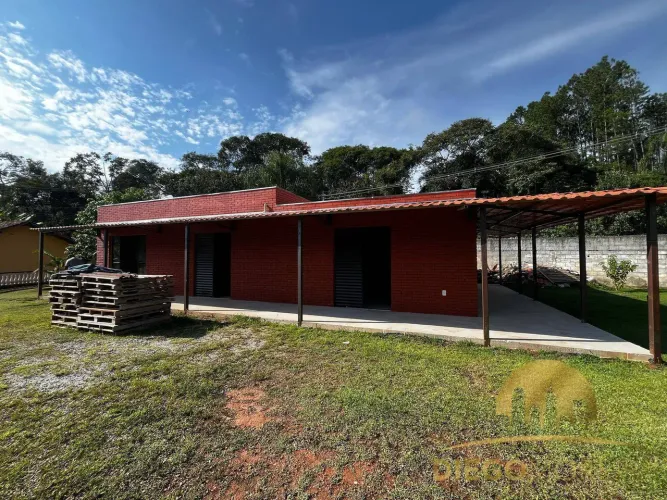 Chácara à Venda em Mairiporã/SP!