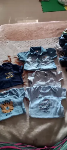 Kit menino 3 meses azul Carter's e outras