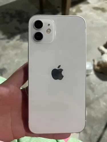 iPhone 12, 64GB em excelente estado e no precinho