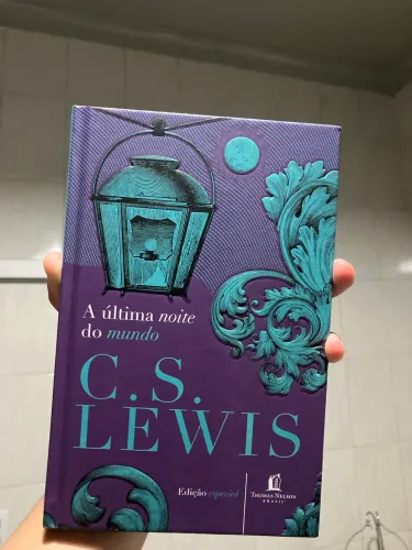 C.S Lewis A última noite do mundo livro
