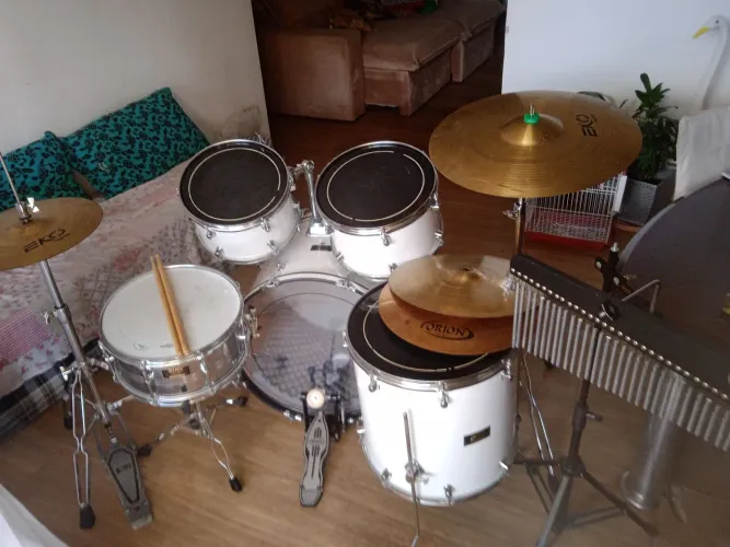 Bateria ACÚSTICA
