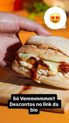Vaga para atendente de loja de alimentação