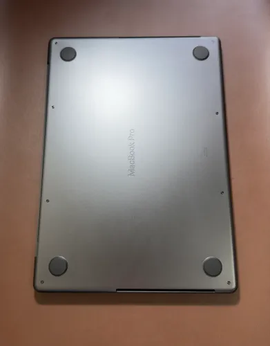 Apple Macbook Pro M5, 16 gb, 512ssd, Garantia Apple Vigente.