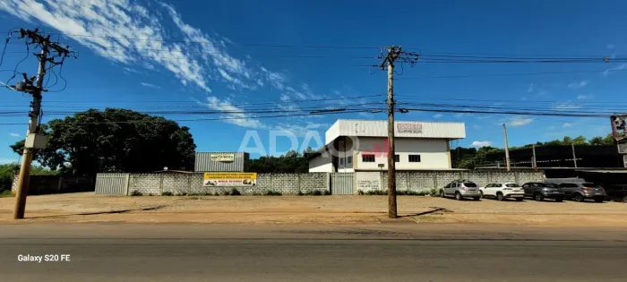 Área comercial Avenida Perimetral Norte UN36043