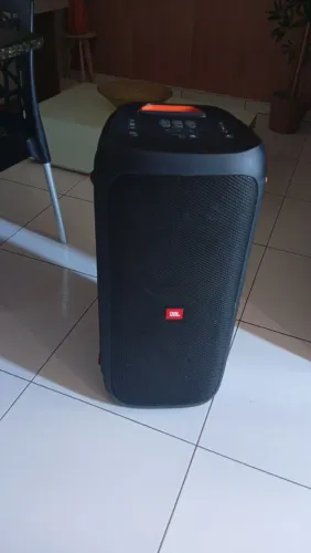 Caixa de som JBL 310