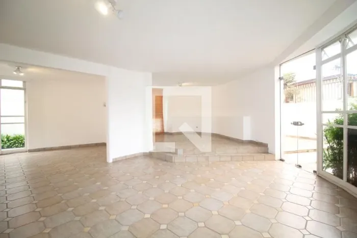 Casa à Venda - Vila Madalena, 5 Quartos, 290 m2
