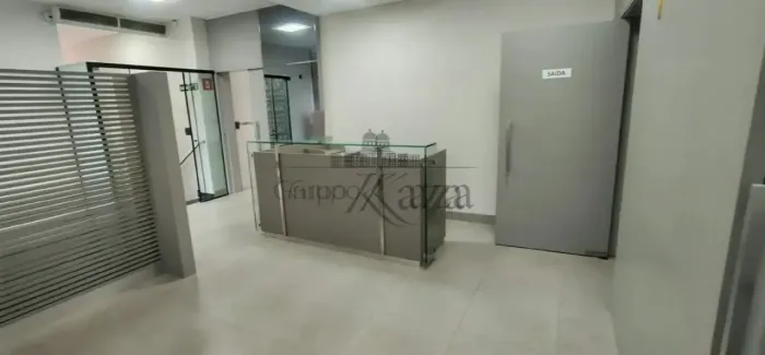Ponto Comercial e Sala Comercial - Centro - Jacareí - 3 Salas amplas - 160m²