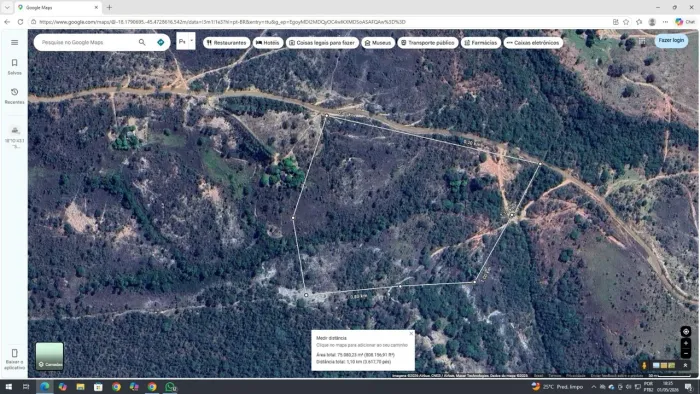 Sítio 7,5ha com Córrego - 30 min de Três Marias - Asfalto até a porta!
