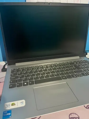 Notebook Lenovo IdeaPad 1 i5 ? 8GB RAM + SSD 512GB