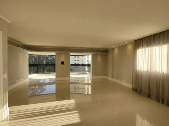 Vendo Apto no Panamby 163m² 3 Suítes 3 Vagas Varanda Envidraçada Quadra Tênis Quadra Polie