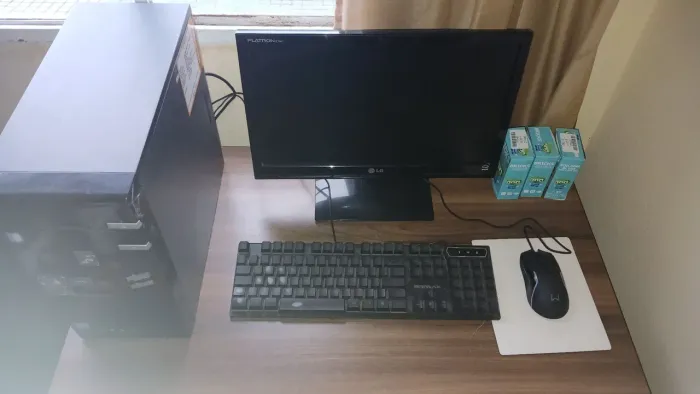 PC COMPUTADOR COMPLETO MONITOR MOUSE TECLADO