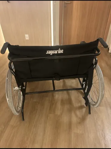 Cadeira de Rodas para pessoa obesas peso até 250 quilos.