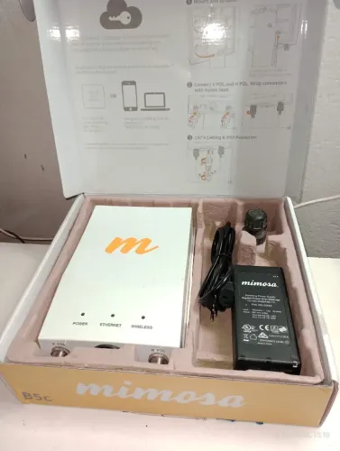 1 Antena via rádio Mimosa B5c +1 fonte Poe Original - usados