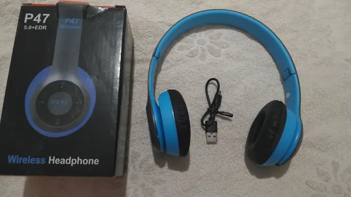 Fone Bluetooth.