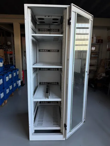 Racks para informática /sistema / escritório