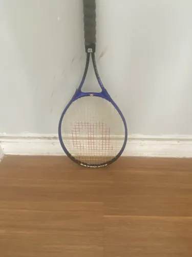 Raquete de tênis Wilson Enforcer (Soft Shock Grip)