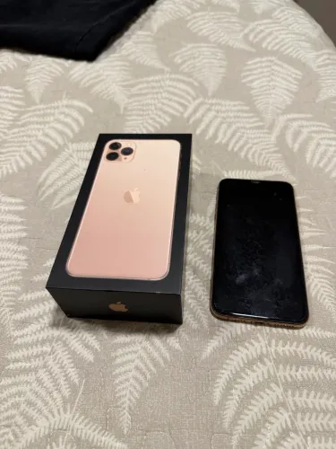 Iphone 11 pro max dourado 256g