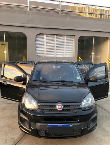 Fiat Uno Attractive 1.0 EVO Fire Flex 8V 5P 2020