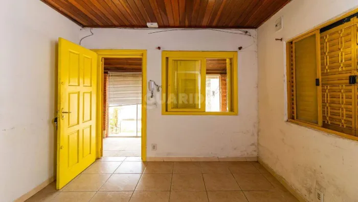 **Casa para alugar próxima à Avenida Juca Batista**