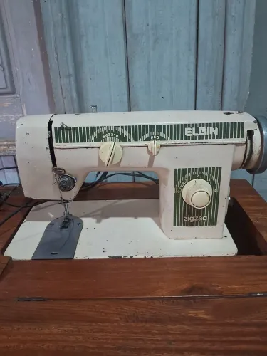 Maquina de costura