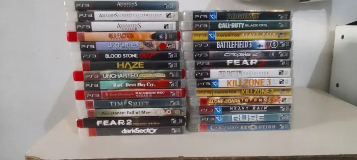 Vendo ou troco por ps3 superslim lote de jogos ps3 mídia física original. Sao 27 jogos top