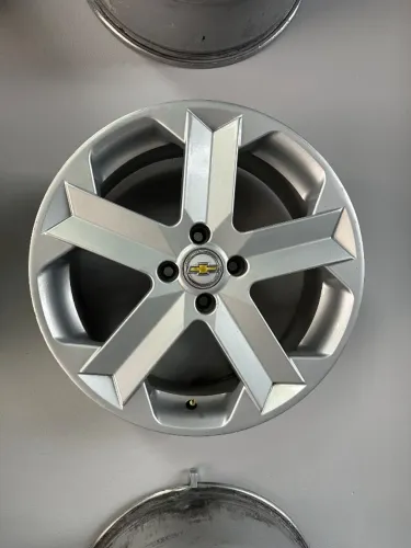 Jogo de rodas aro 17 Montana Sport