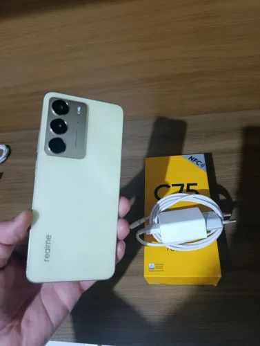 Realme c75