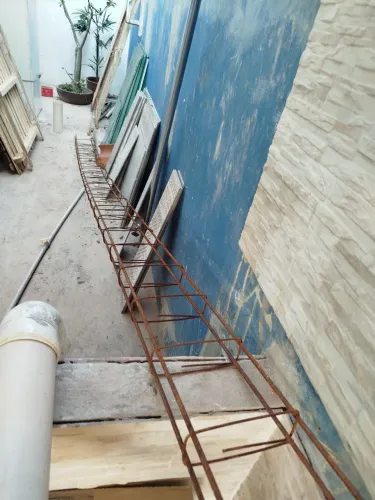 Vendo vergalhões para coluna ou viga, são 3 unidades.