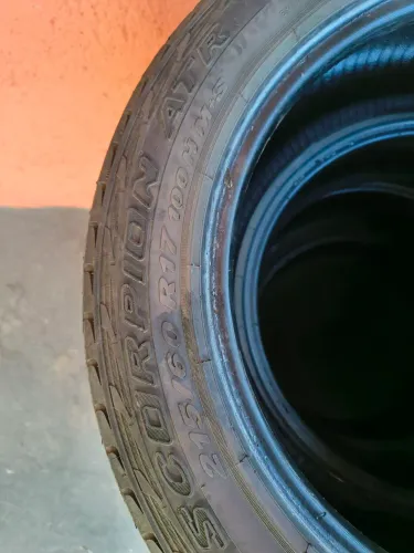 Pneus Pirelli 215/60/17