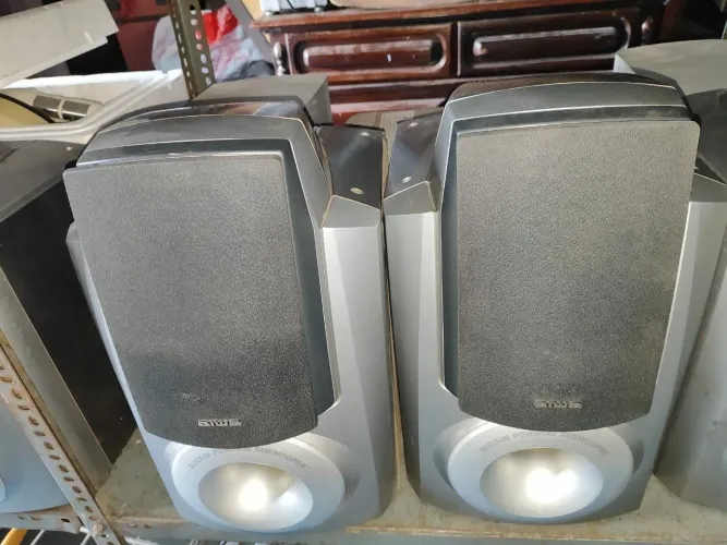 Par de caixa Aiwa 