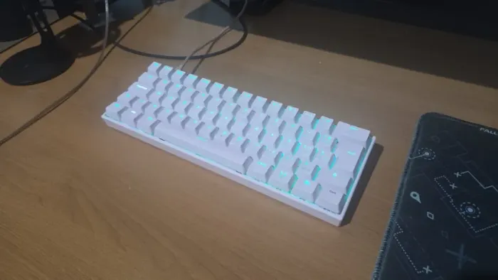 Teclado 60% Husky Blizzar RGB