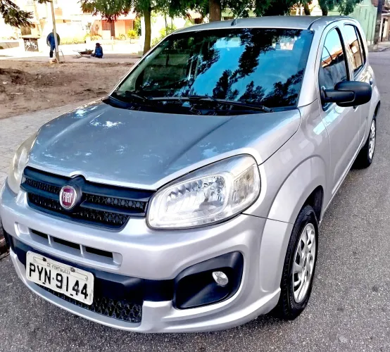 Fiat Uno Attractive 1.0 Flex 6V 5P 2017