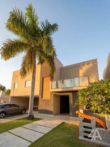 (Vende-se) Sobrado com 4 suítes, 356 m² por R$ 2.900.000 - Lagoa - Porto Velho/RO